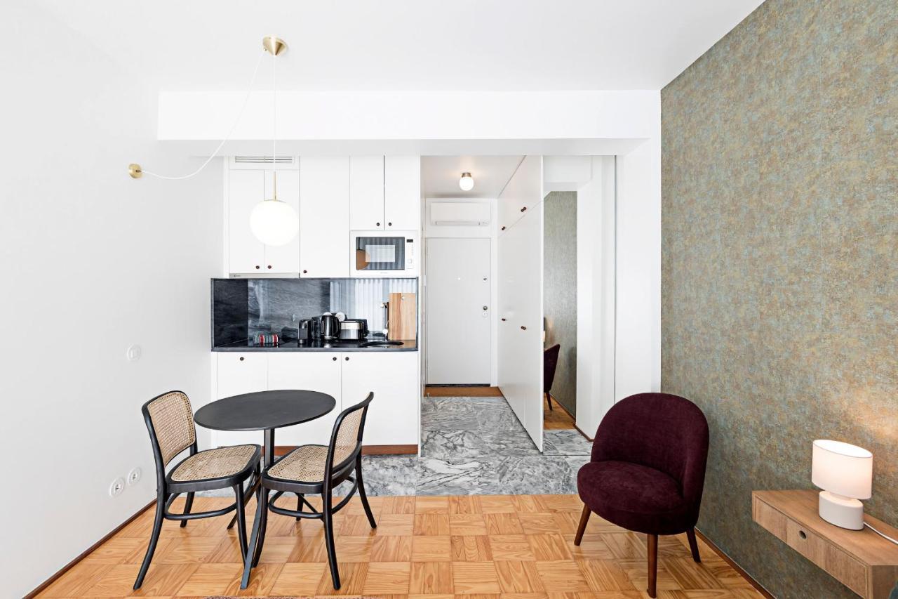 Ceuta Studio Apartments By Lovelystay Porto Exterior foto