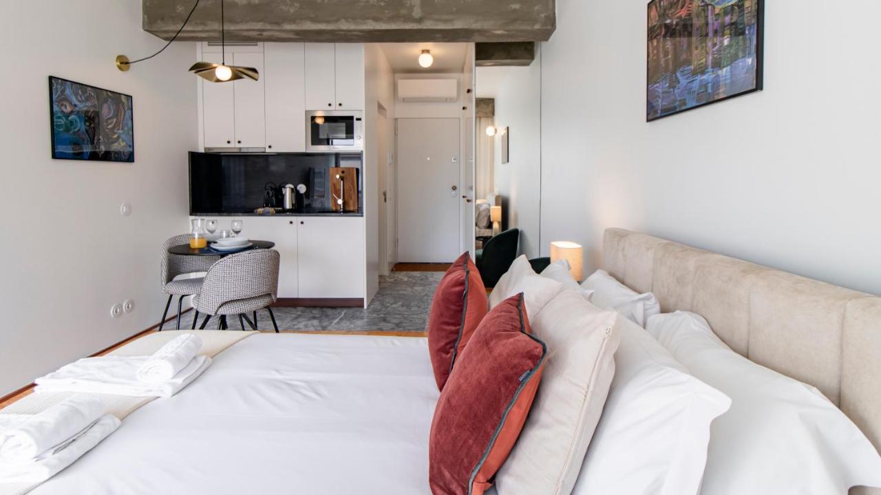 Ceuta Studio Apartments By Lovelystay Porto Exterior foto